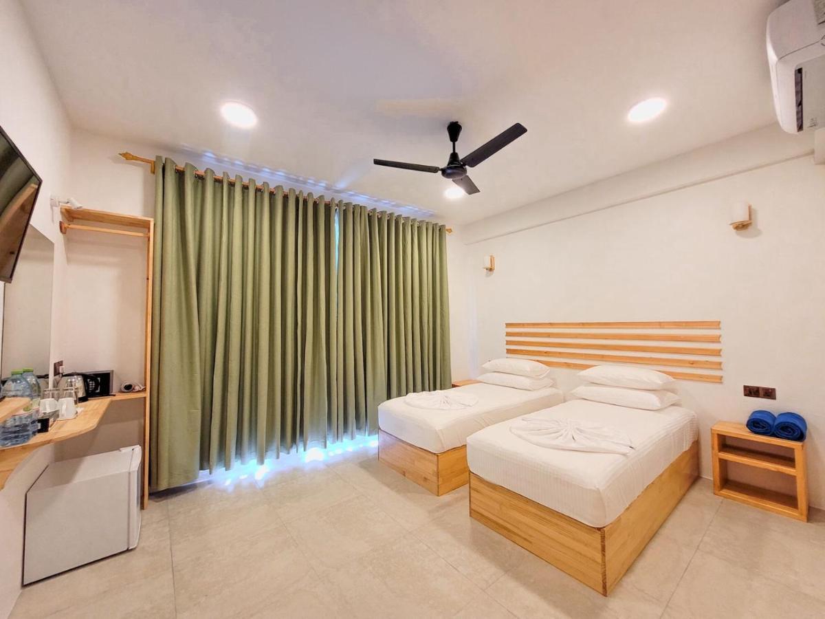 Thila Sky View - Guest House Thoddoo Exterior photo